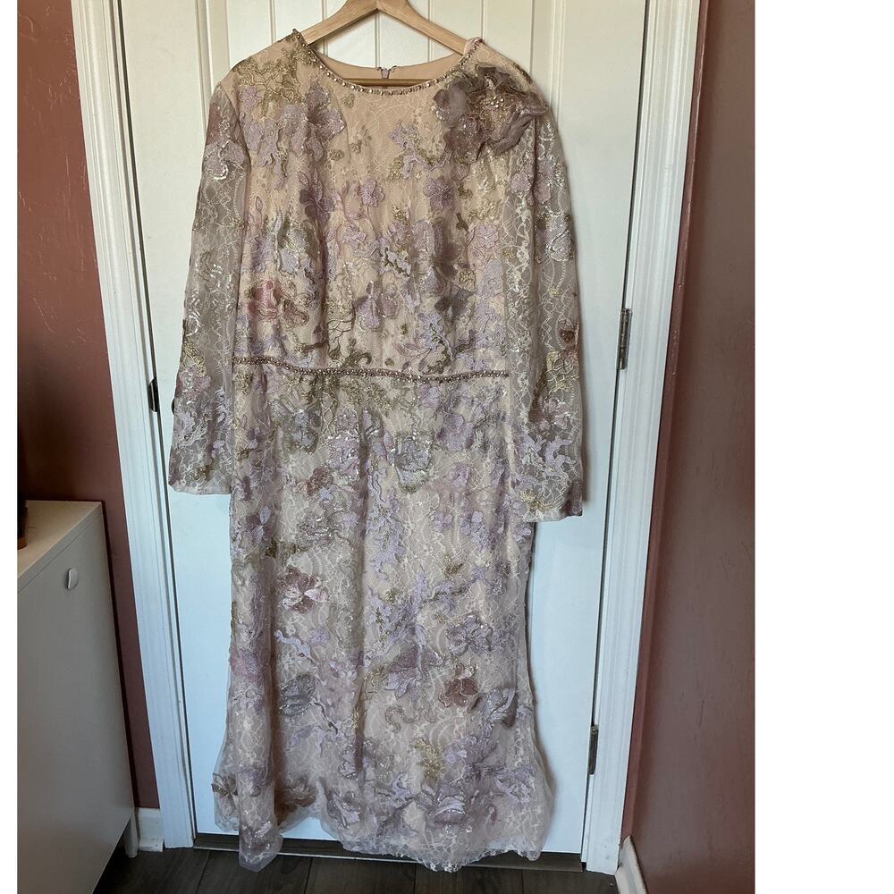 NWT Mac Duggal Embellished High Neck Long Sleeve Floral Lace Dress W20